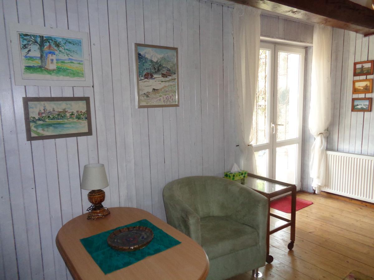 Uroczy Domek Z Ogrodem I Tarasem Myślenice Exteriör bild